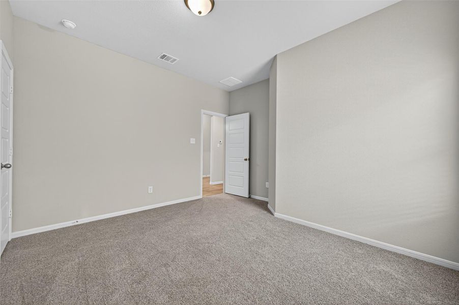 Spacious, unfurnished interior of a new home in Cypress Green, Hockley (Image 36).