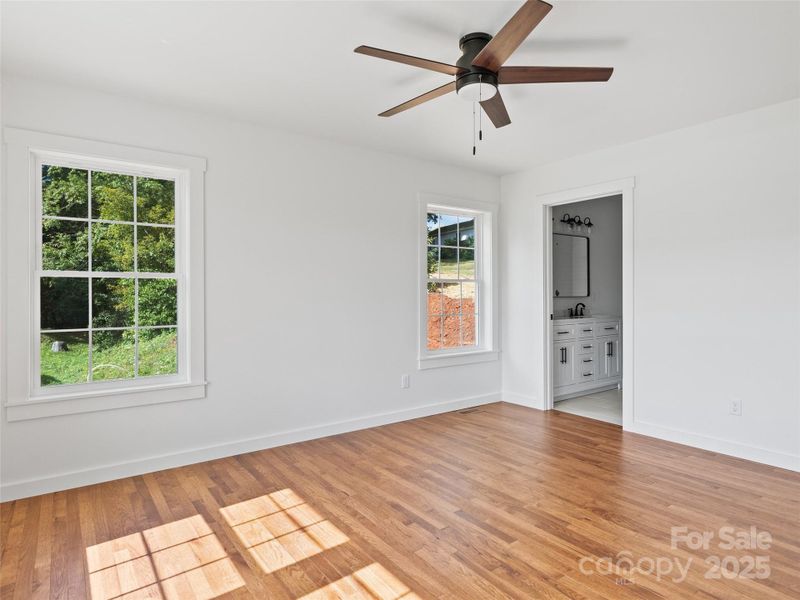 Spacious, unfurnished interior of a new home in , Waynesville (Image 12).