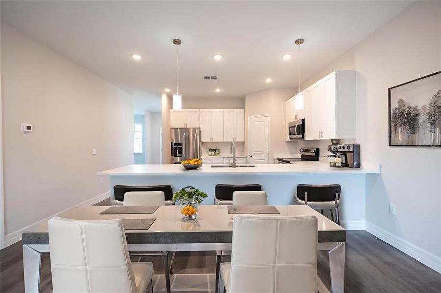 Furnished interior view inside a new home in , Tavares (Image 30).