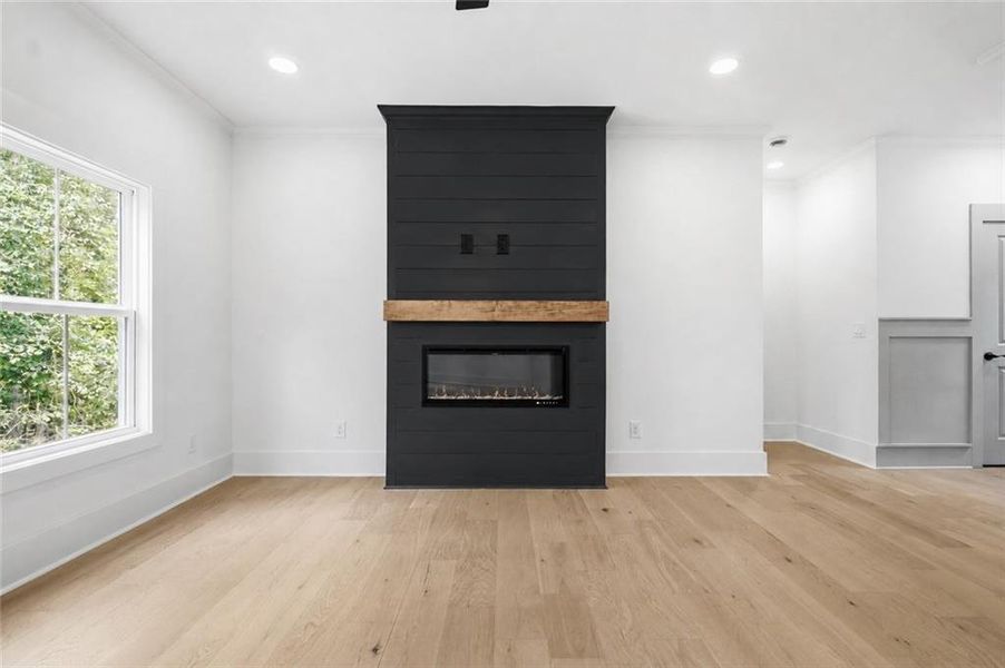 Spacious, unfurnished interior of a new home in , Gainesville (Image 17).