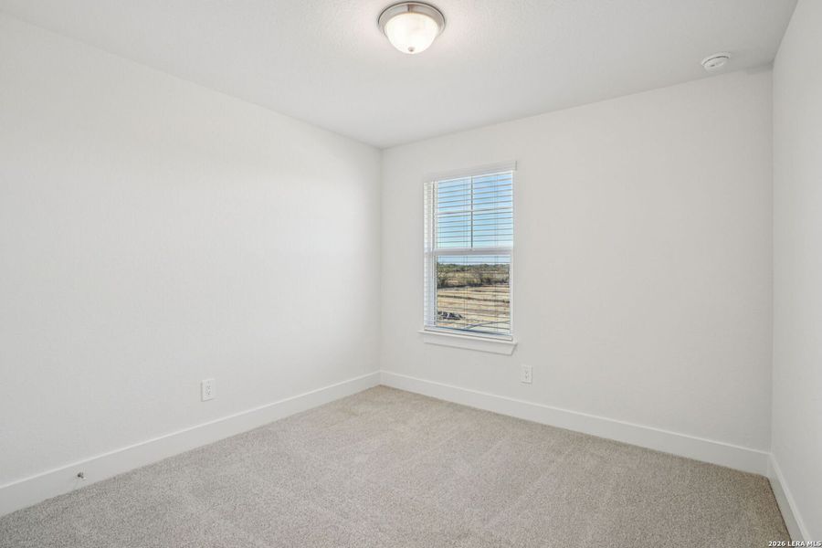 Spacious, unfurnished interior of a new home in Carmel Ranch, Schertz (Image 18).
