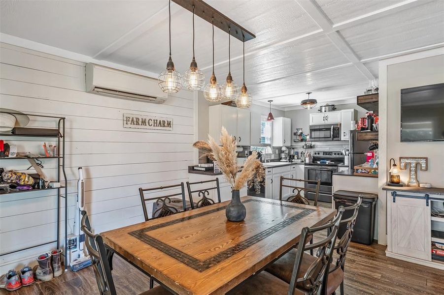 Furnished interior view inside a new home in , Mineola (Image 24). Furnished interior view inside a new home in , Mineola (Image 24).