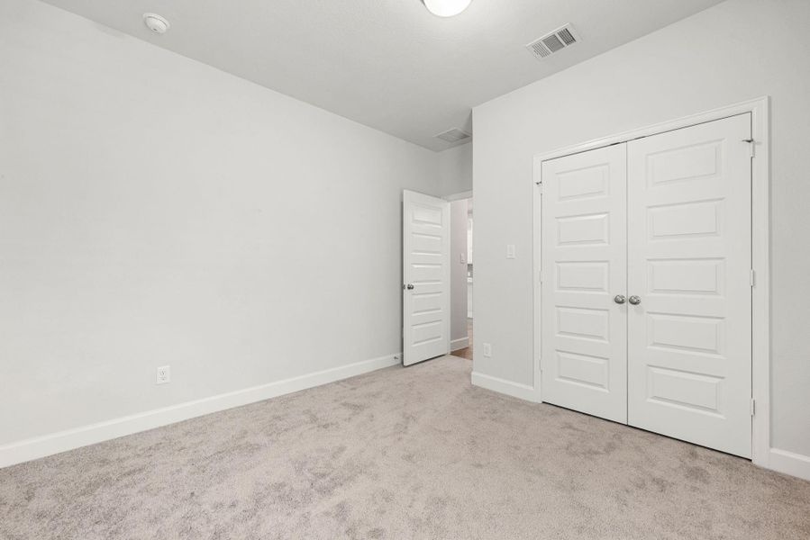 Spacious, unfurnished interior of a new home in The Grand Prairie, Hockley (Image 28).