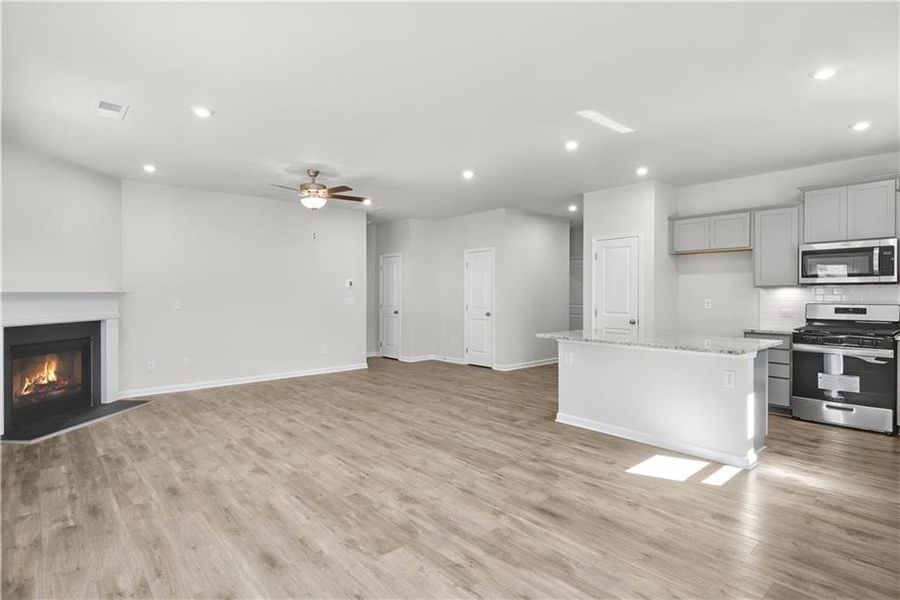 Spacious, unfurnished interior of a new home in Enclave at Parkway Village, Fairburn (Image 20). Spacious, unfurnished interior of a new home in Enclave at Parkway Village, Fairburn (Image 20).
