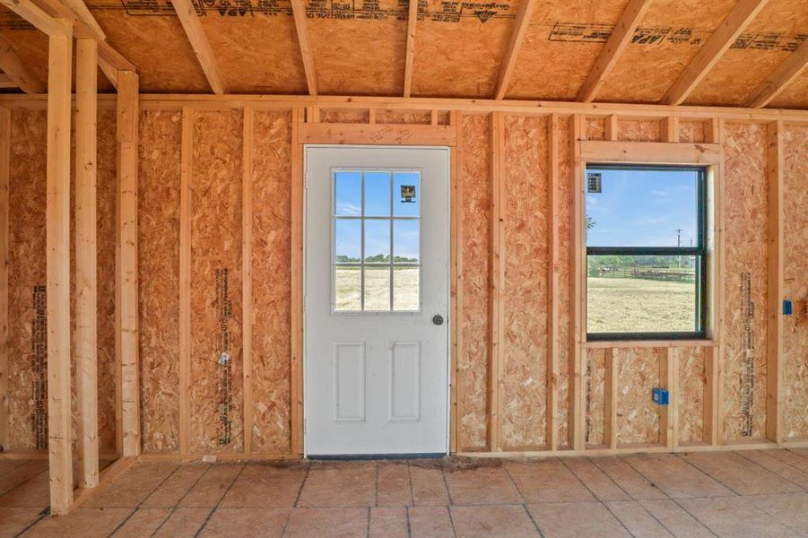 Spacious, unfurnished interior of a new home in , Grand Saline (Image 5).