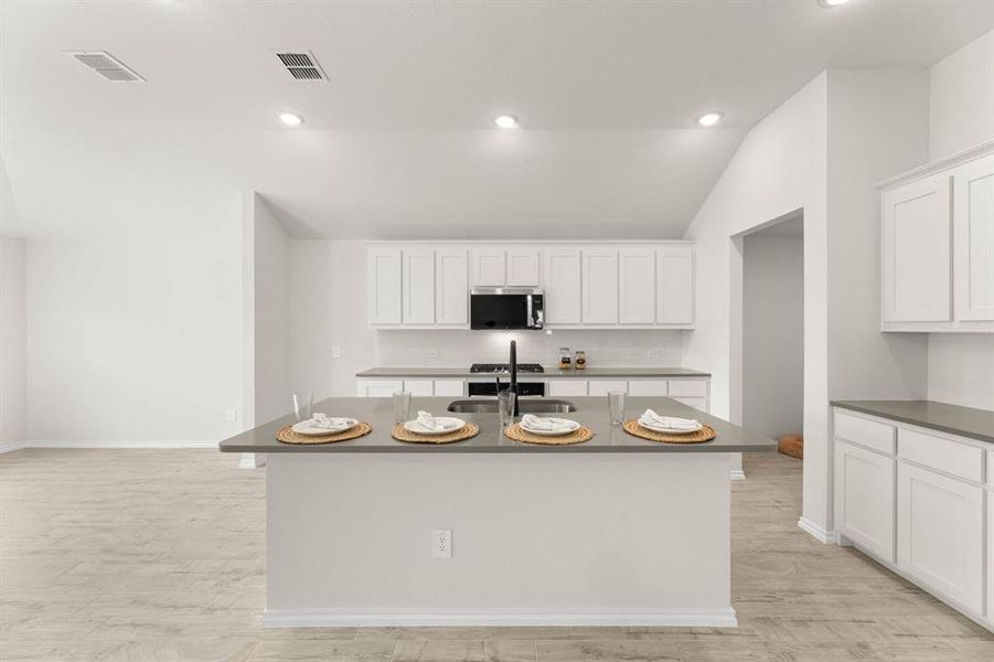 704 Stone Eagle-Kitchen-1