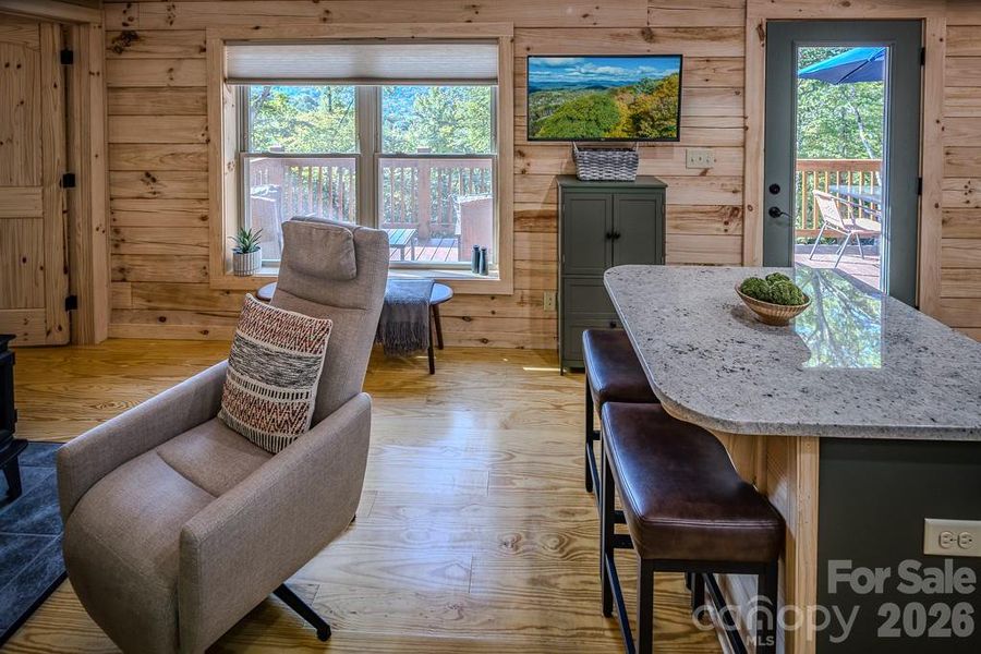 Community amenities in , Beech Mountain (Image 19). Community amenities in , Beech Mountain (Image 19).