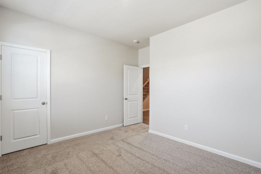 Spacious, unfurnished interior of a new home in Bratton Pointe, Rock Hill (Image 14).