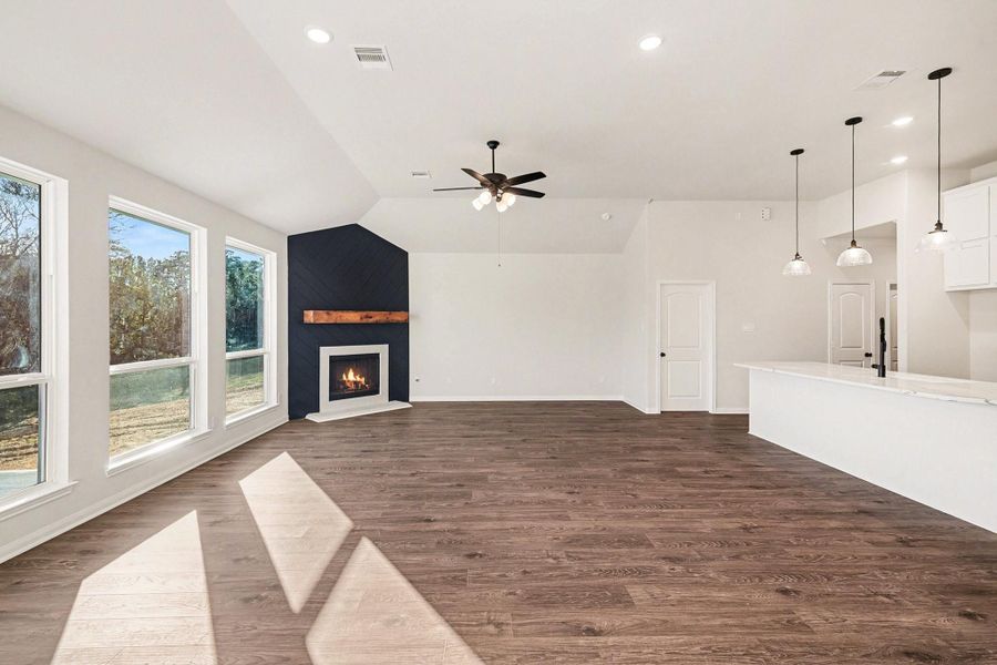 Spacious, unfurnished interior of a new home in Rose Hill Estates, Willis (Image 28).