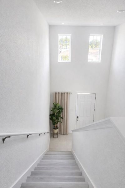 Spacious, unfurnished interior of a new home in Villamar - Classic Series, Winter Haven (Image 13).