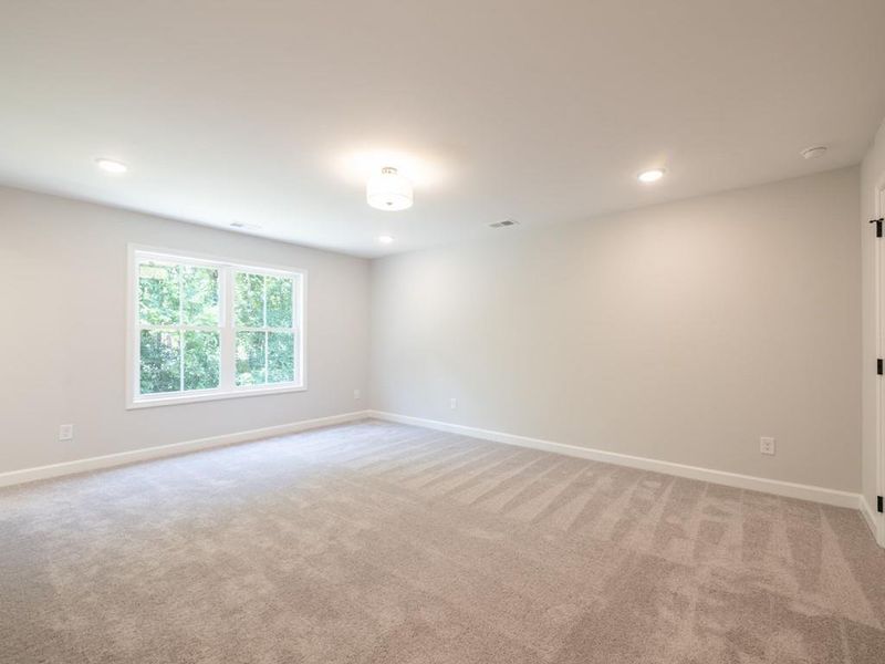 Spacious, unfurnished interior of a new home in Wilkins Walk, Mableton (Image 28).