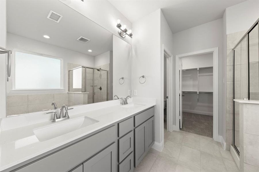 16. 2902 Hanscom - Bath (2)