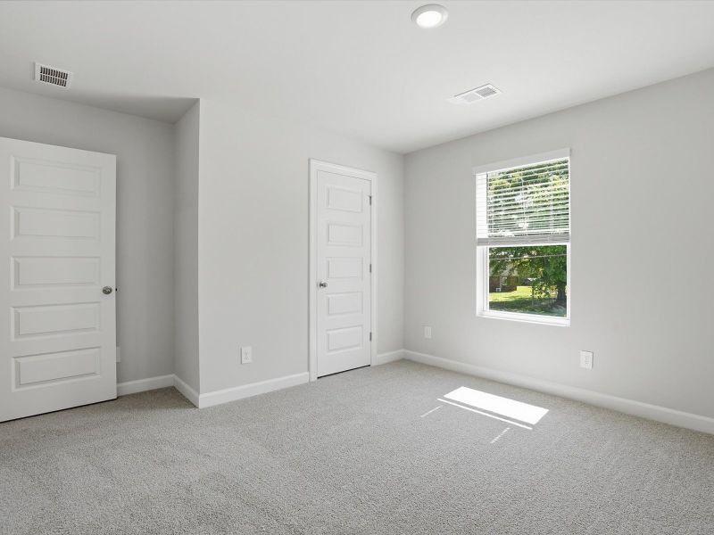Spacious, unfurnished interior of a new home in Maxwell Commons, Easley (Image 18).