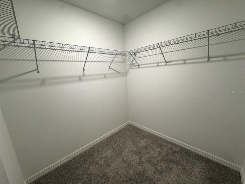 Spacious, unfurnished interior of a new home in , San Antonio (Image 18).