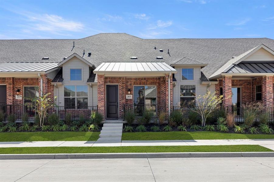 01. 2835 Concord - Front