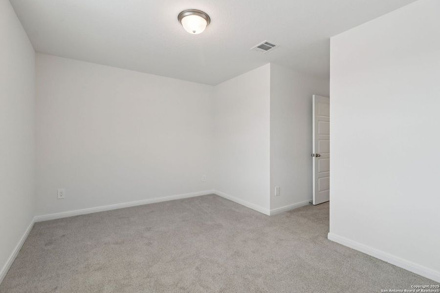 Spacious, unfurnished interior of a new home in Royal Crest, San Antonio (Image 60). Spacious, unfurnished interior of a new home in Royal Crest, San Antonio (Image 60).