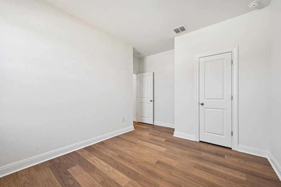 Spacious, unfurnished interior of a new home in Sage Hollow, Kyle (Image 18). Spacious, unfurnished interior of a new home in Sage Hollow, Kyle (Image 18).