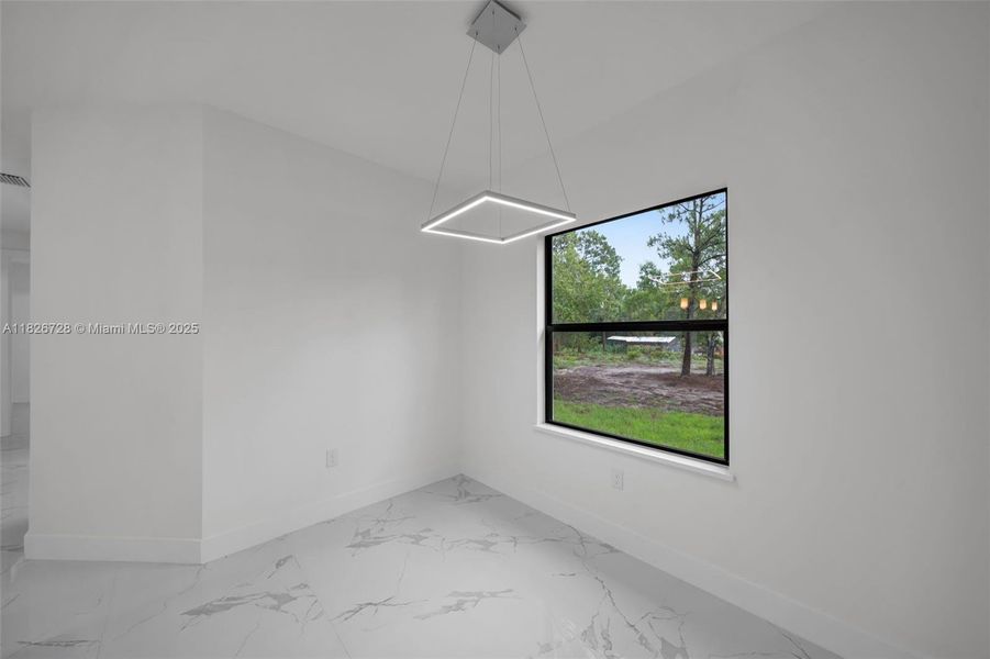 Spacious, unfurnished interior of a new home in , Lehigh Acres (Image 13).