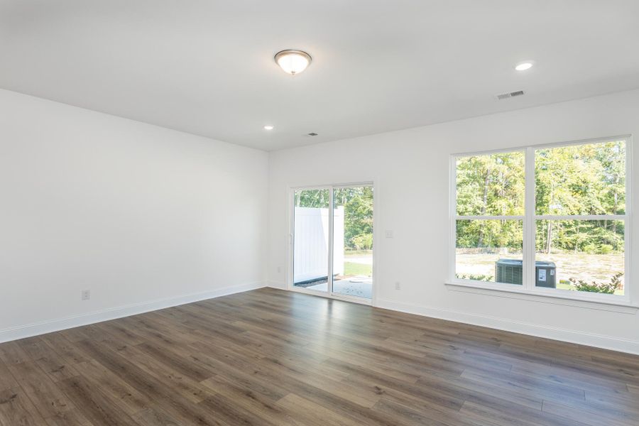 Spacious, unfurnished interior of a new home in Running Brook Townes, Durham (Image 12).