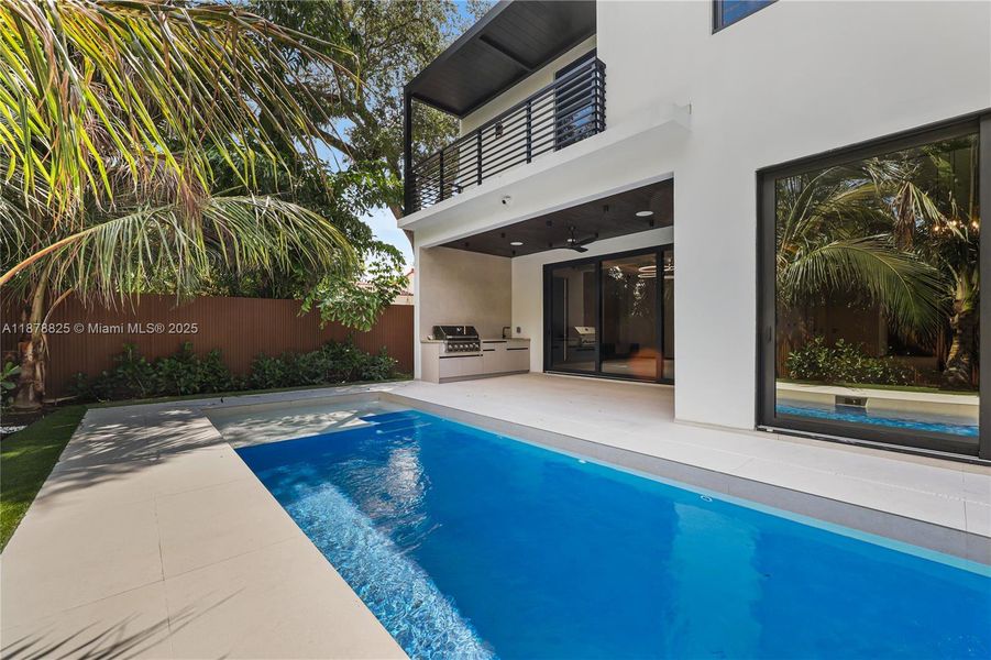 Image 30 of a home in .