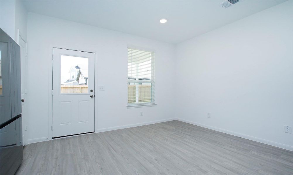 Spacious, unfurnished interior of a new home in Windrow, Hockley (Image 17).