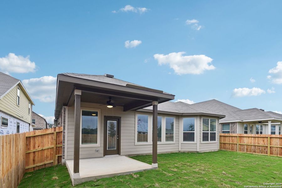 Exterior details and patio area of a home in Fox Falls, Boerne (Image 4).