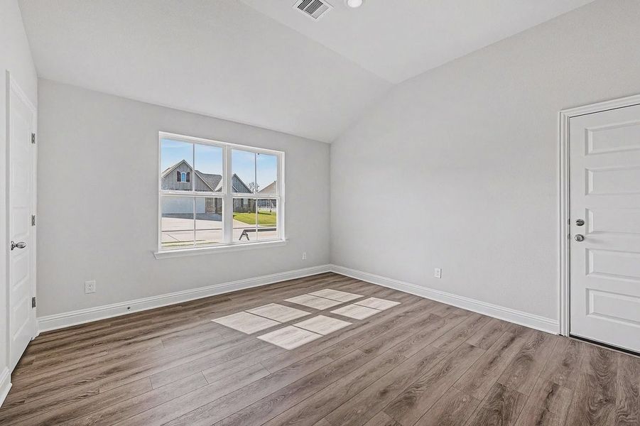 Spacious, unfurnished interior of a new home in Greystone, Angleton (Image 13). Spacious, unfurnished interior of a new home in Greystone, Angleton (Image 13).