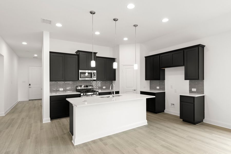 Furnished interior view inside a new home in Creekside, Royse City (Image 6).