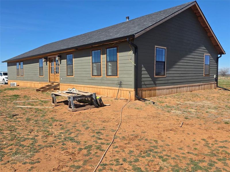 Exterior details and patio area of a home in , Olney (Image 23).