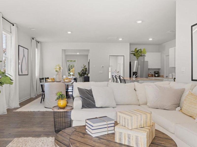 Furnished interior view inside a new home in Lost Creek, Dallas (Image 15).