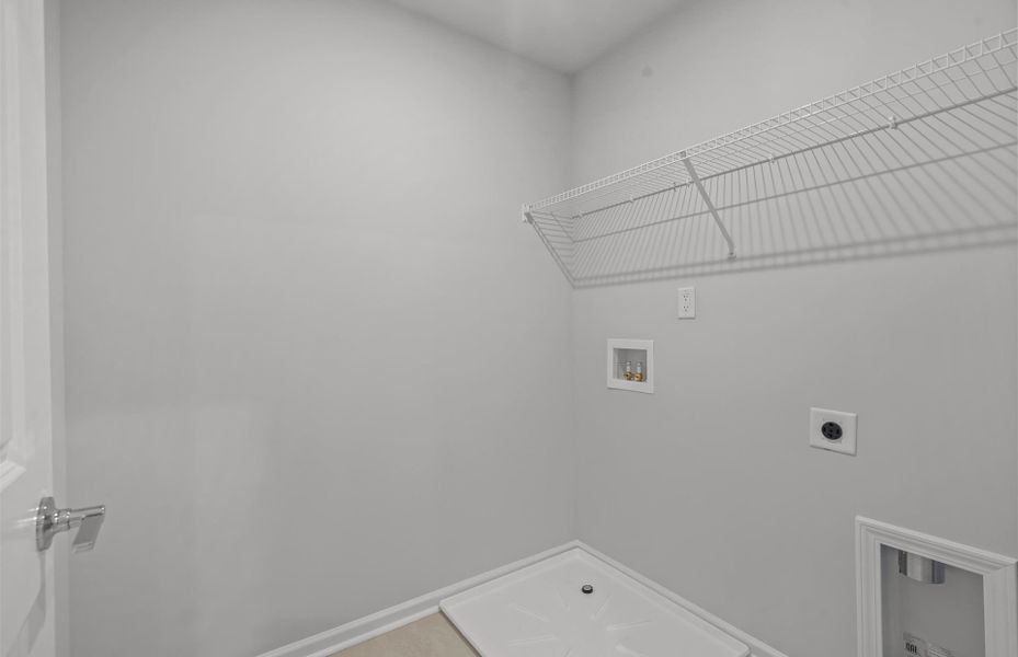 Spacious, unfurnished interior of a new home in Indigo Park, Easley (Image 16).