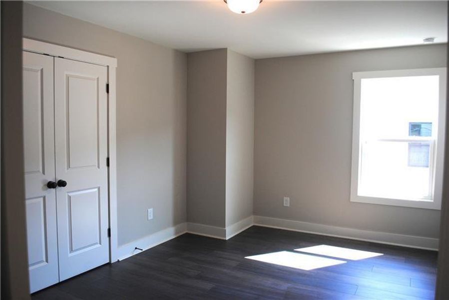 Spacious, unfurnished interior of a new home in Ferguson Corners, Emerson (Image 30).