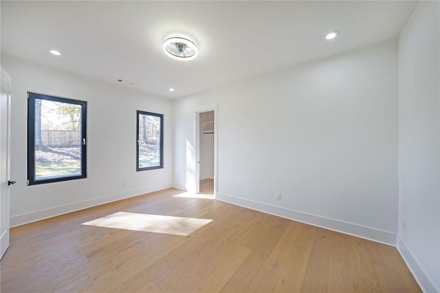 Spacious, unfurnished interior of a new home in , Auburn (Image 44). Spacious, unfurnished interior of a new home in , Auburn (Image 44).