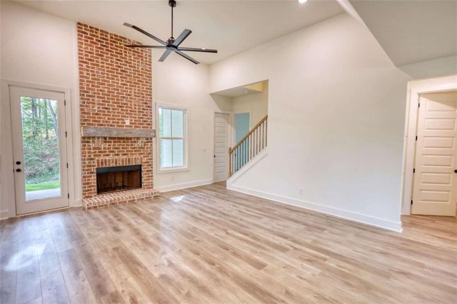 Spacious, unfurnished interior of a new home in , Monticello (Image 44).