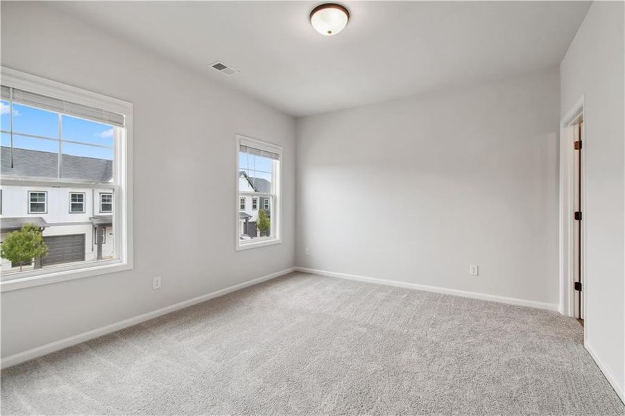 Spacious, unfurnished interior of a new home in , Cleveland (Image 14).