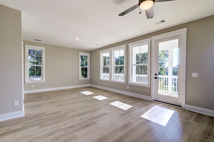 Spacious, unfurnished interior of a new home in , Charleston (Image 45).