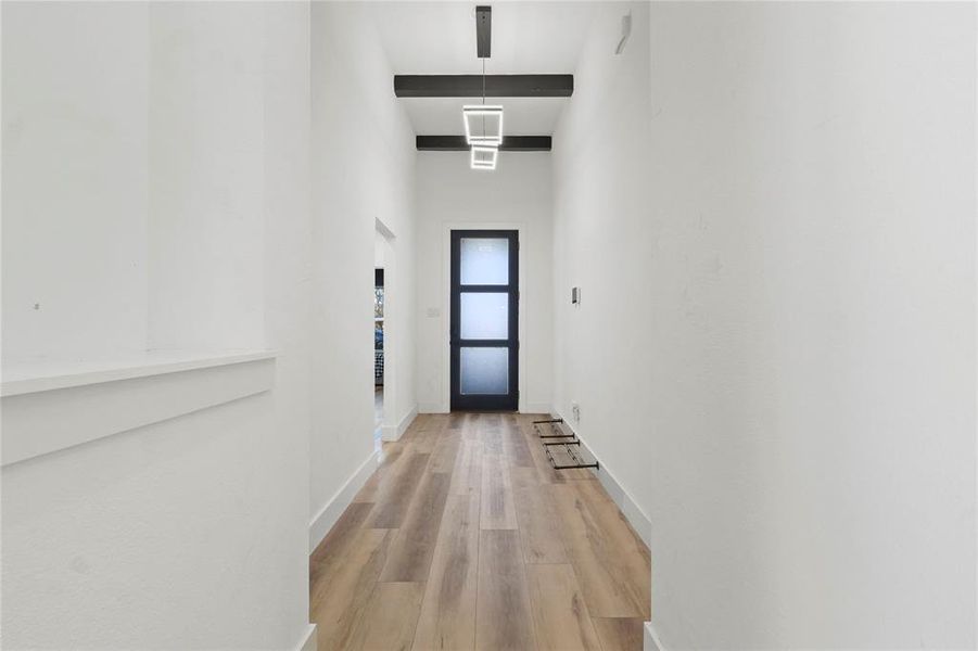 Spacious, unfurnished interior of a new home in , Dallas (Image 17).