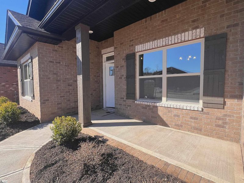 Exterior details and patio area of a home in Bracken Woods, Piedmont (Image 2).
