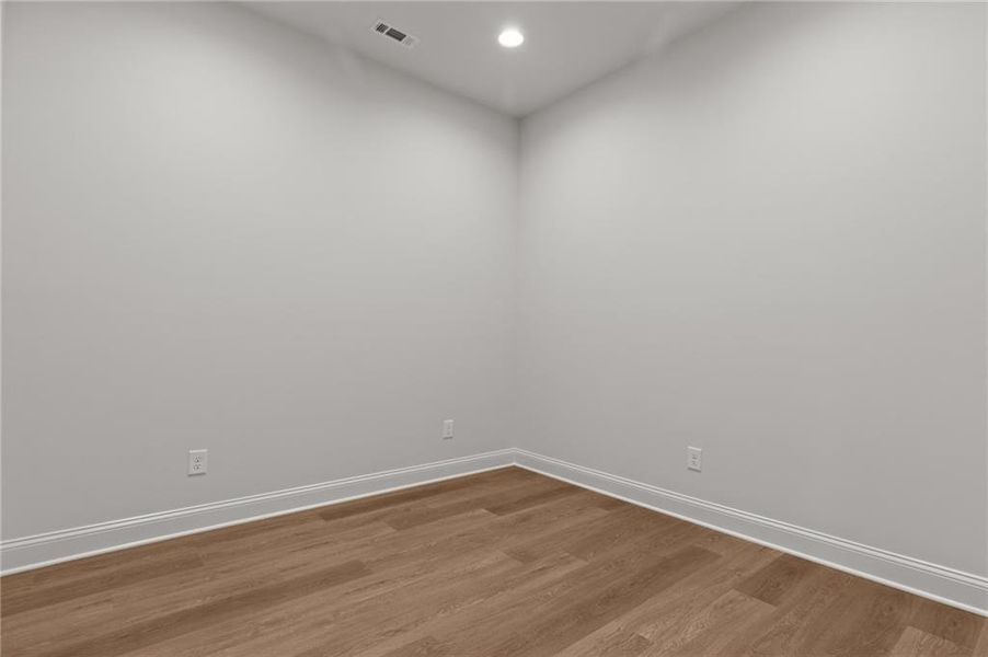 Spacious, unfurnished interior of a new home in , Buford (Image 71).