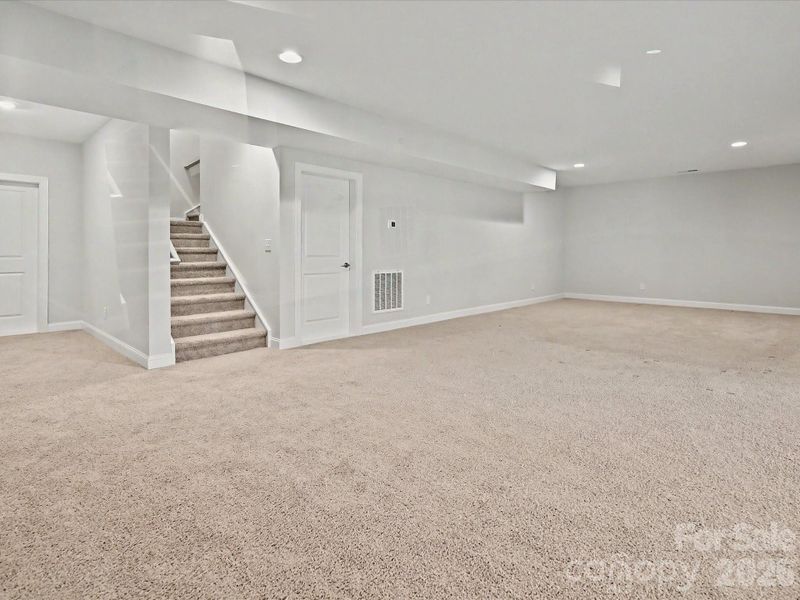 Spacious, unfurnished interior of a new home in , Mooresville (Image 26).