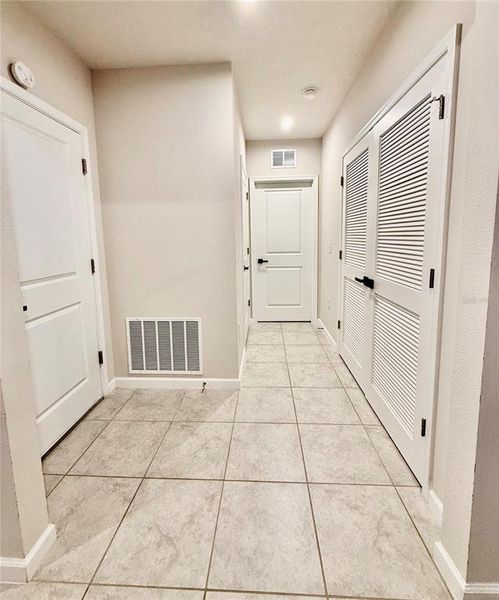 Spacious, unfurnished interior of a new home in , Haines City (Image 23). Spacious, unfurnished interior of a new home in , Haines City (Image 23).