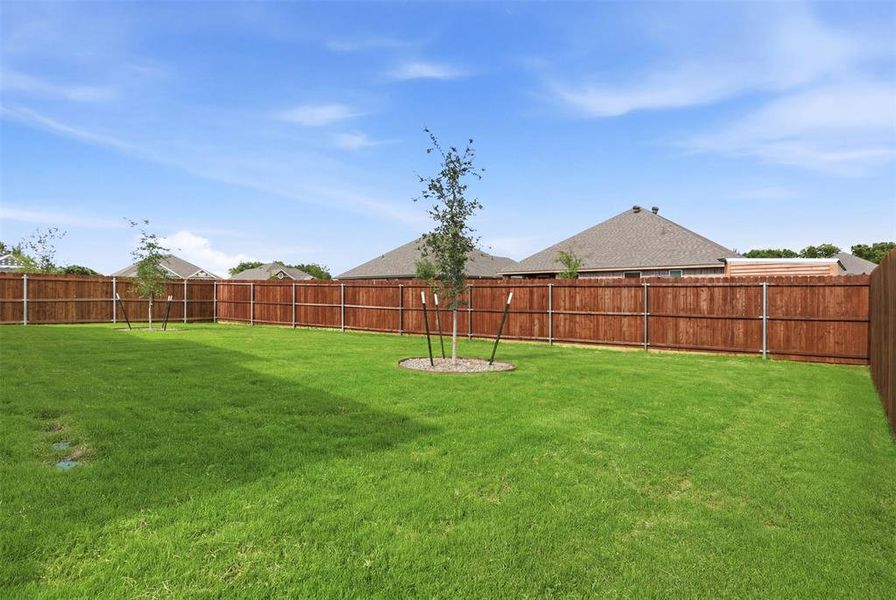 Exterior details and patio area of a home in , Springtown (Image 20).