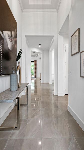 cove-at-park-trace-juliamodel-foyer2