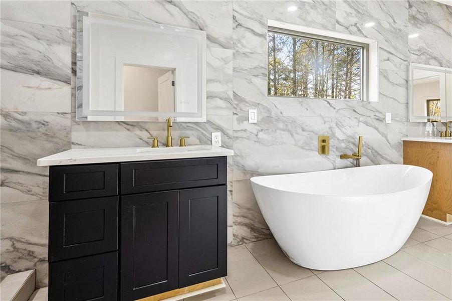 Furnished interior view inside a new home in , Atlanta (Image 17). Furnished interior view inside a new home in , Atlanta (Image 17).