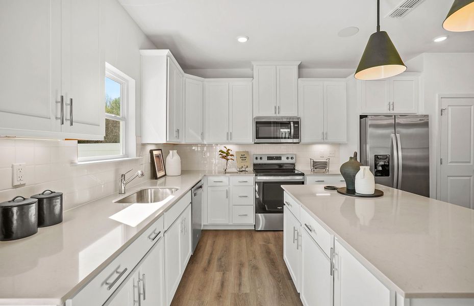 Representative furnished interior of a home built from the Carson by Pulte Homes in Mallard Park, Charlotte (Image 21).