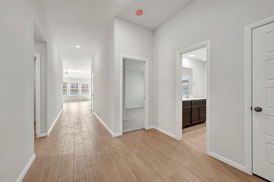 Spacious, unfurnished interior of a new home in Elevon, Lavon (Image 37).