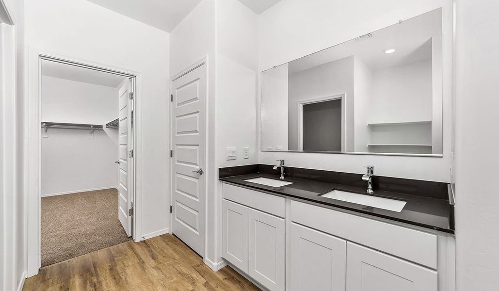 Furnished interior view inside a new home in Entrada Del Toro at Rancho Sahuarita, Sahuarita (Image 11).