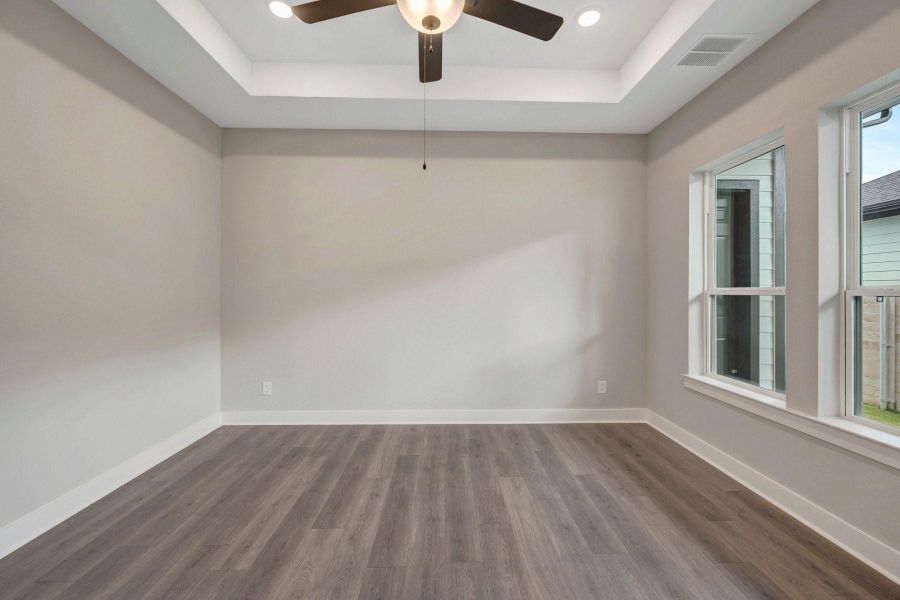 Spacious, unfurnished interior of a new home in Two Step Farm - Landmark Row Collection, Montgomery (Image 16). Spacious, unfurnished interior of a new home in Two Step Farm - Landmark Row Collection, Montgomery (Image 16).