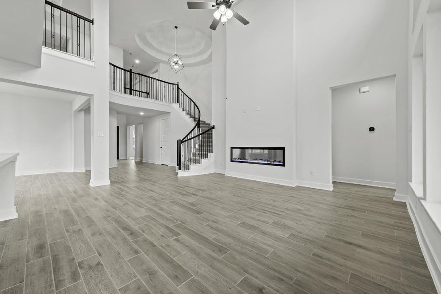 Representative image. Features, specifications, selections and colors may vary.