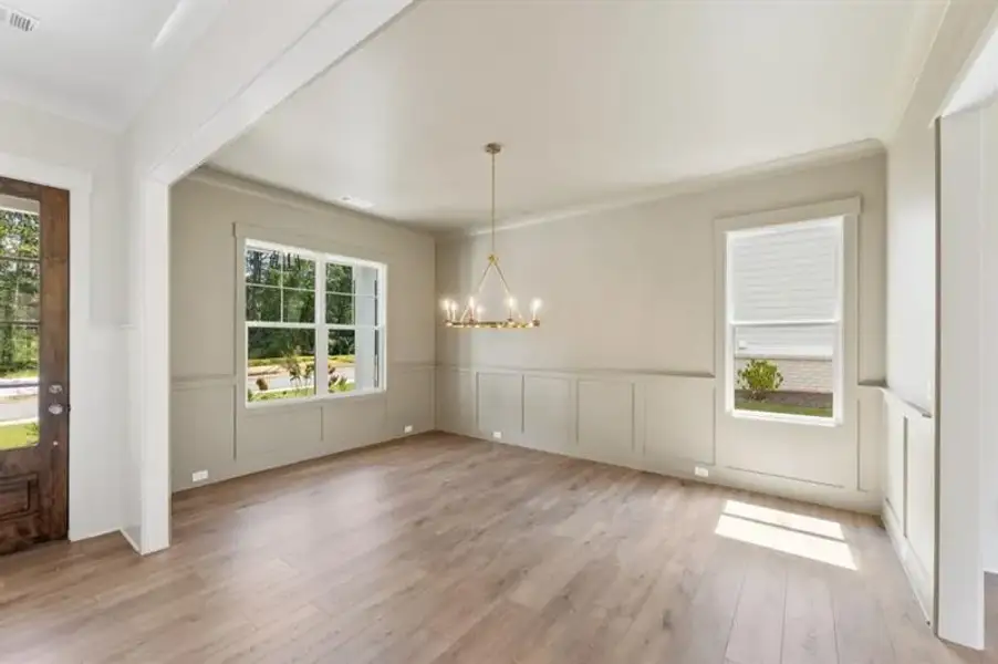 Spacious, unfurnished interior of a new home in Hillshire, Cumming (Image 15).
